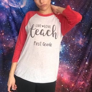 Live love teach first grade T-shirt 🍎✏️